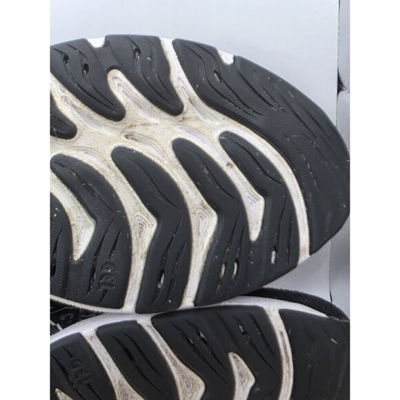 ASICS Gel Cumulus 23 Men's Size 11.5 Black White Running Shoes Sneakers 1011B012 - Picture 10 of 13